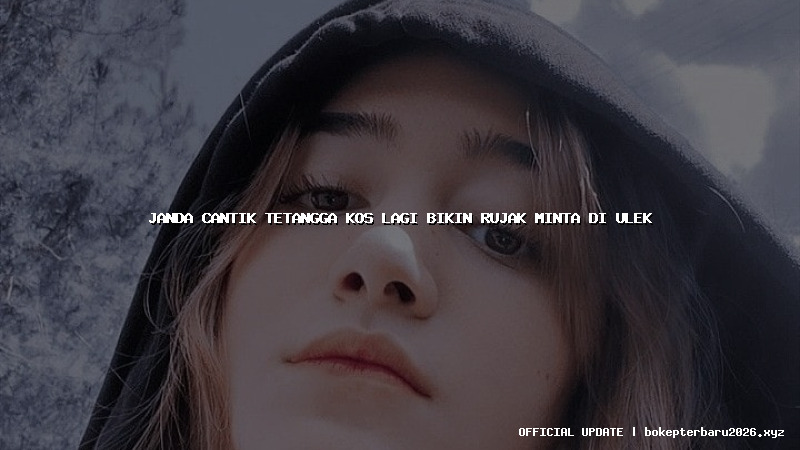 janda cantik tetangga kos lagi bikin rujak minta di ulek